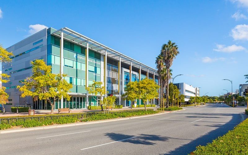 How to invest in commercial property?